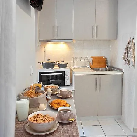 Nona's Apartament Corfu (city)